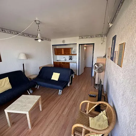 Apartment 4 Couchages Avec Piscine Et Parking A Port Camargue Le Grau-du-Roi