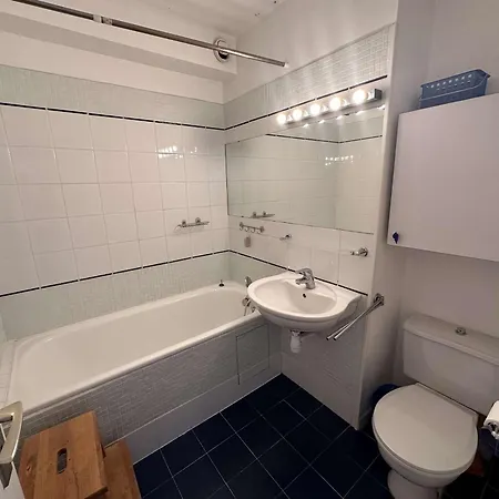 4 Couchages Avec Piscine Et Parking A Port Camargue