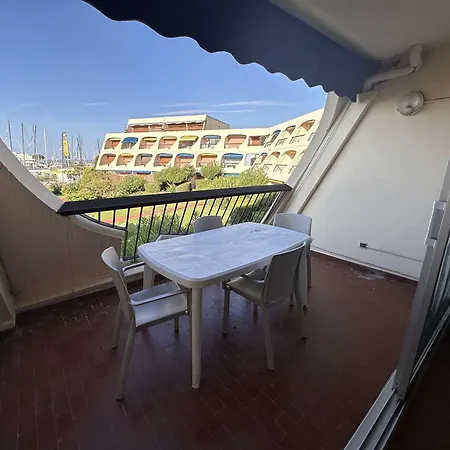 4 Couchages Avec Piscine Et Parking A Port Camargue * Le Grau-du-Roi